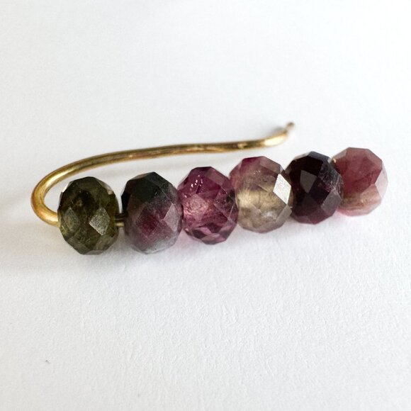 Alana Ear Clip by Claudia Trejos - Picture 3 of 3